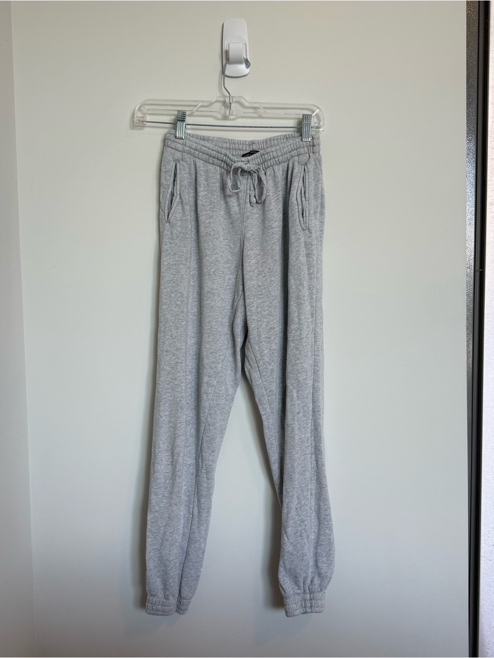 Brandy Melville Light Gray Drawstring Jogger Sweatpants